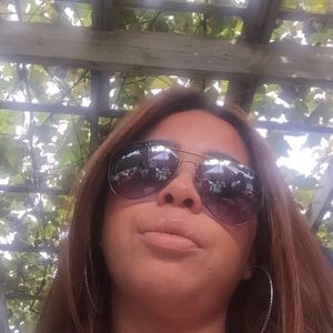 Meet your Posher, Kari